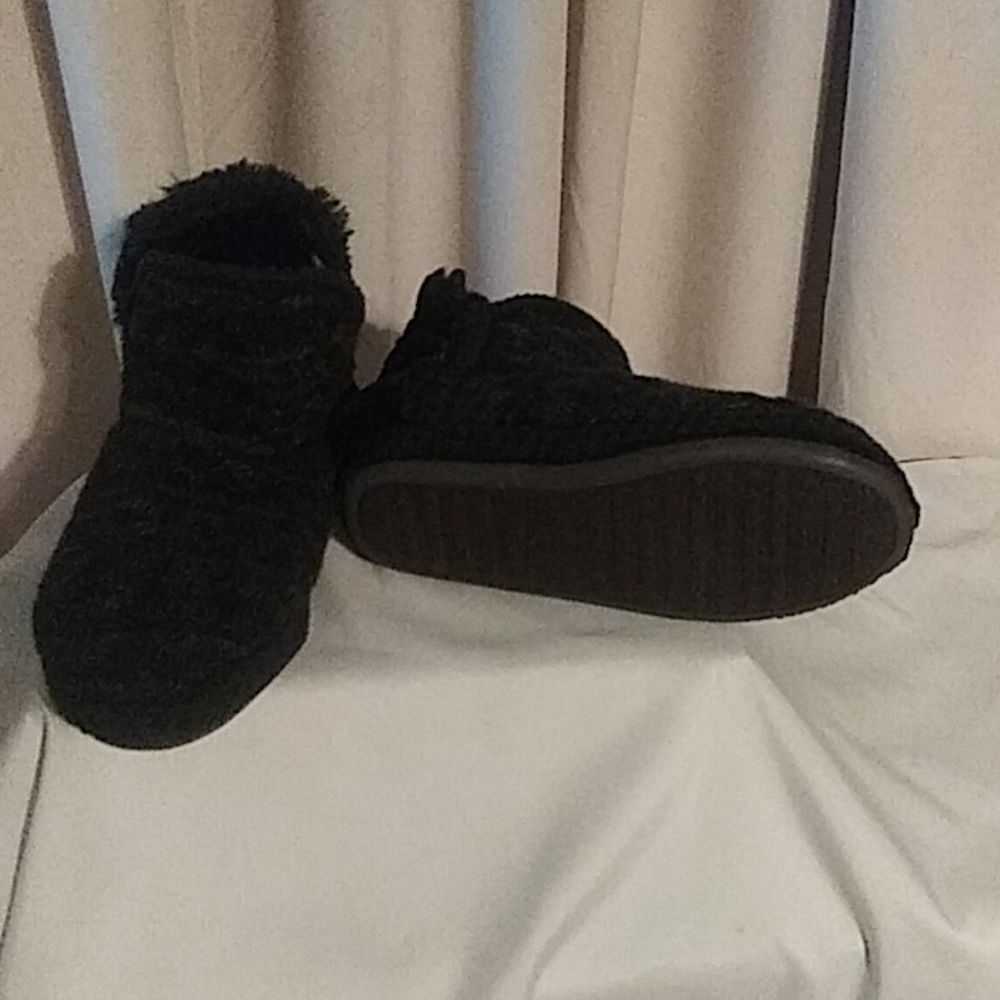 Booties - Picture 3 of 4